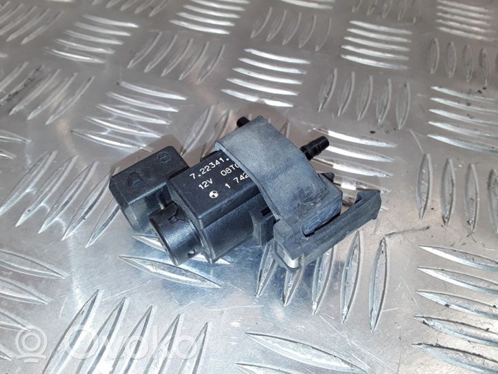 BMW 1 E82 E88 Solenoidinis vožtuvas 1742712