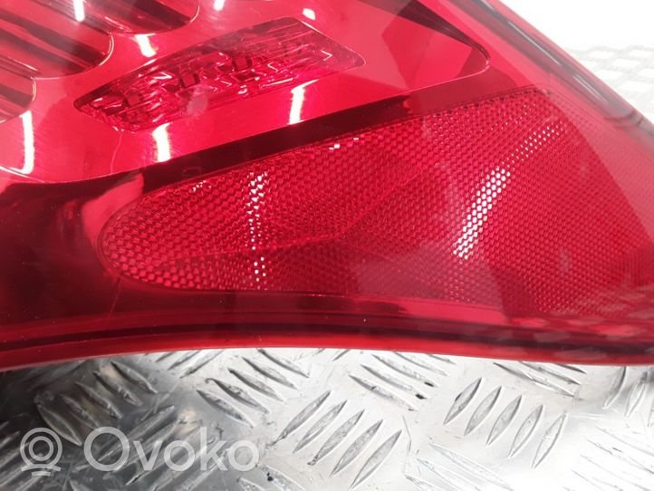 Hyundai ix 55 Rear/tail lights 92403J1