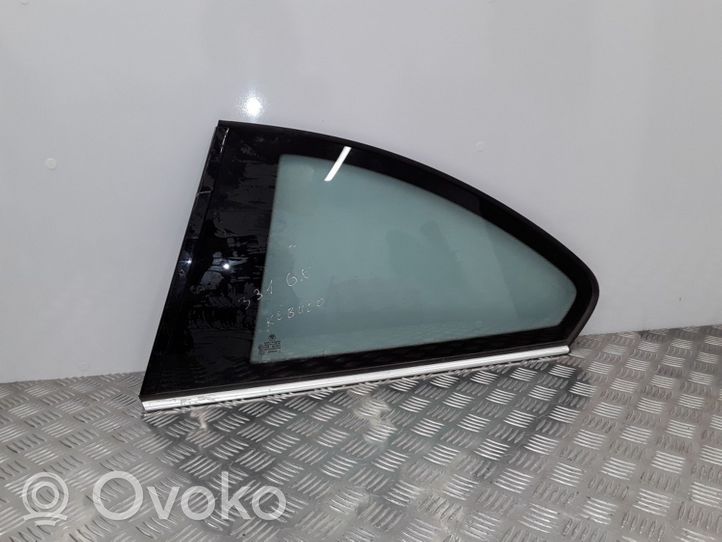 BMW 1 E82 E88 Rear side window/glass 2996219