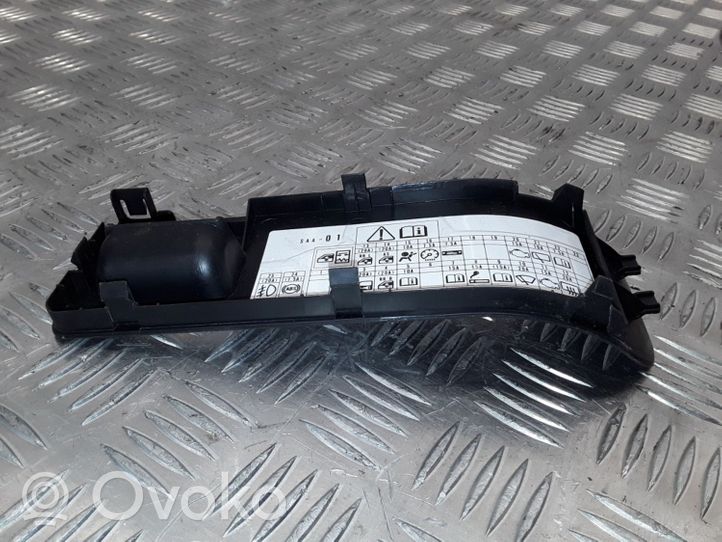 Honda Jazz Couvercle de boîte à fusibles 77592SAAG0