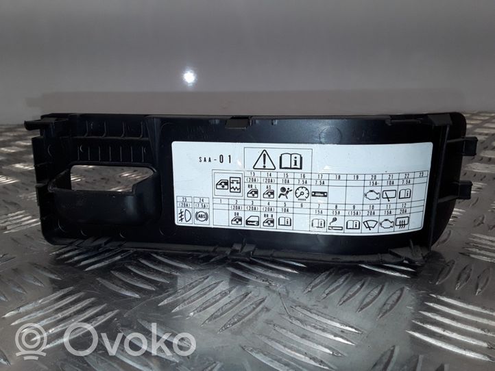 Honda Jazz Couvercle de boîte à fusibles 77592SAAG0