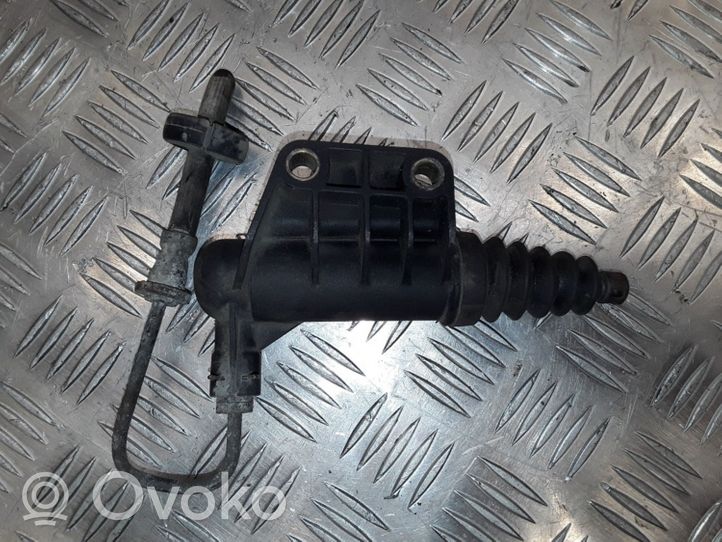 Alfa Romeo 147 Clutch slave cylinder 46541667