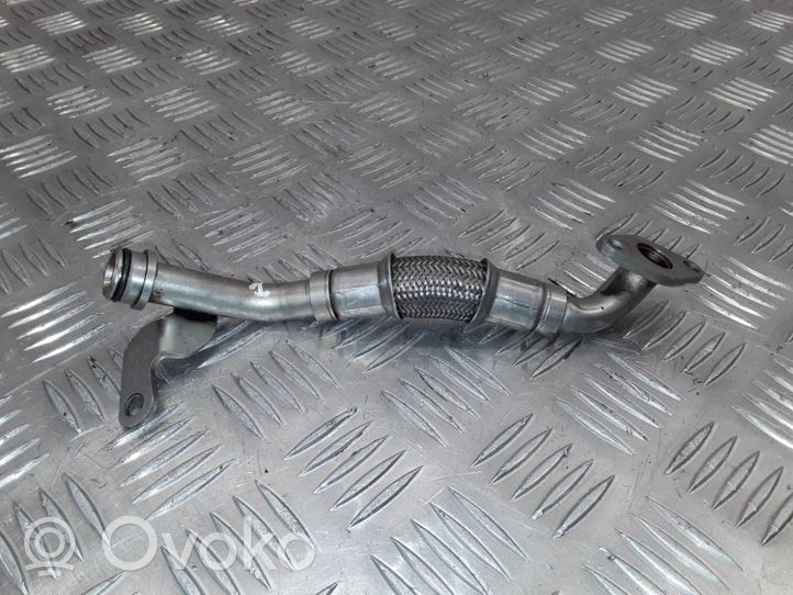 BMW 1 E82 E88 Turbo turbocharger oiling pipe/hose 7563713