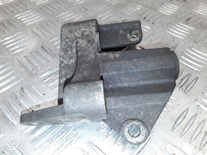 Jaguar S-Type Support de générateur / alternateur 4R835G269