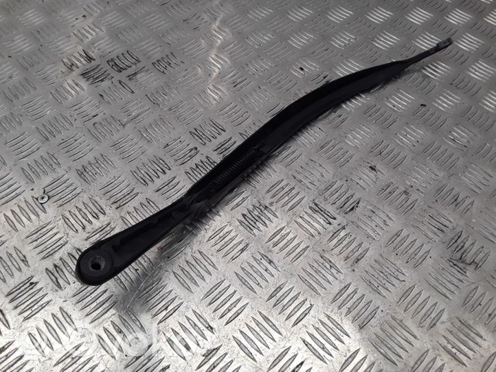 Alfa Romeo GT Front wiper blade arm 