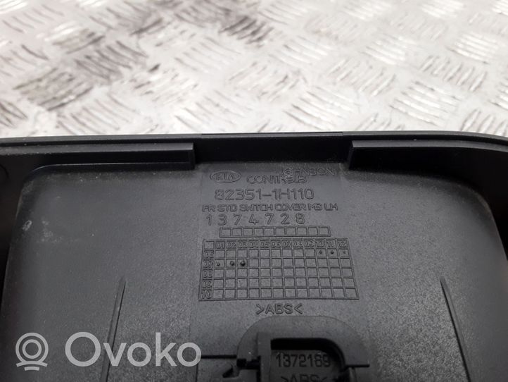 KIA Ceed Electric window control switch 823511H110