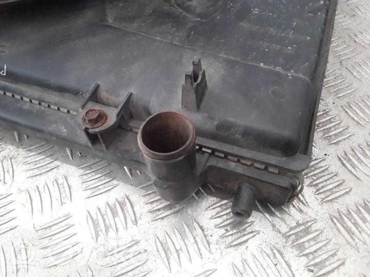 Mitsubishi Pajero Dzesēšanas šķidruma radiators MR404894