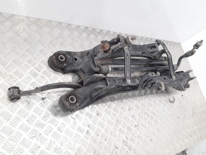 Toyota Auris E180 Berceau moteur 13C191252