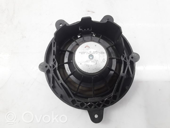 Renault Clio III Enceinte de porte arrière 281440962R