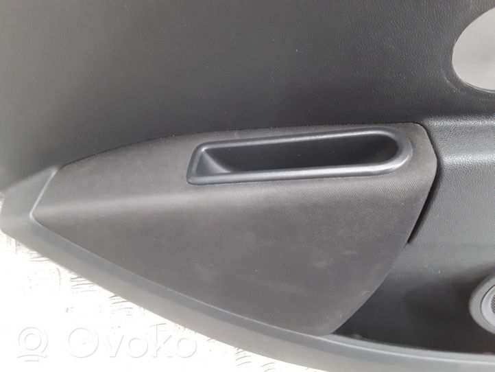 Renault Clio III Boczki / Poszycie drzwi tylnych 8200293858G