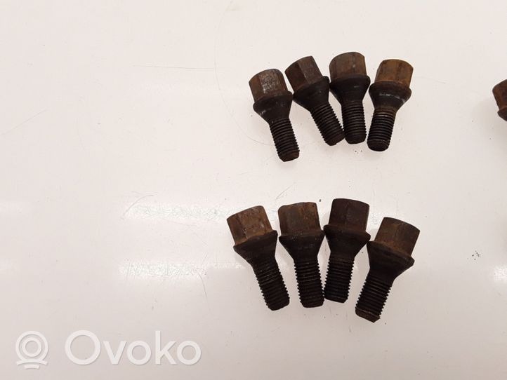 Opel Corsa C Nuts/bolts 