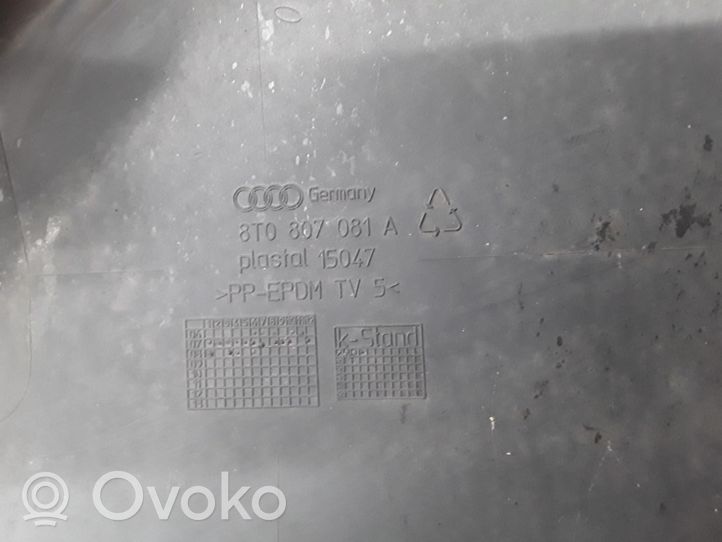 Audi A5 8T 8F Staffa del pannello di supporto del radiatore parte superiore 8T0807081