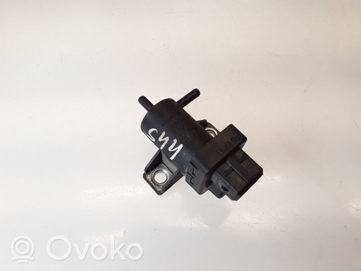 Renault Megane III Vacuum valve 8200762162