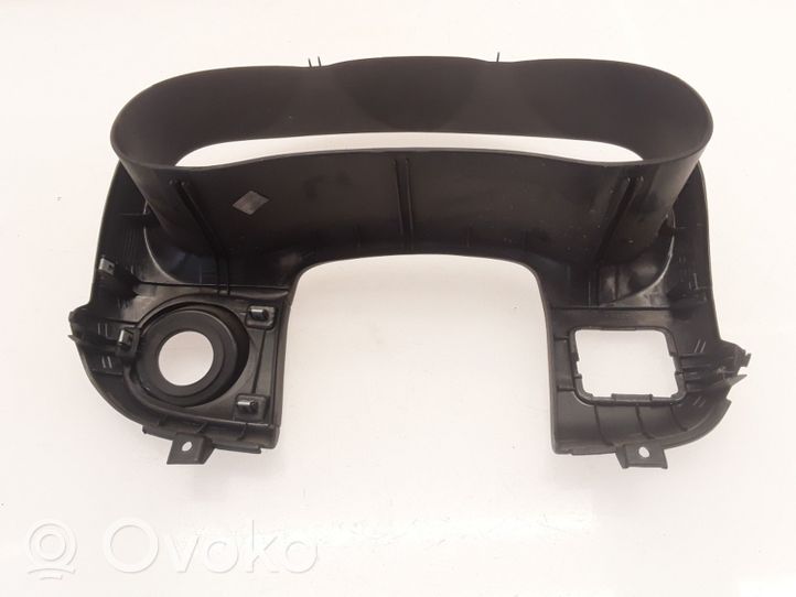 KIA Carnival Cornice cruscotto 848304D000