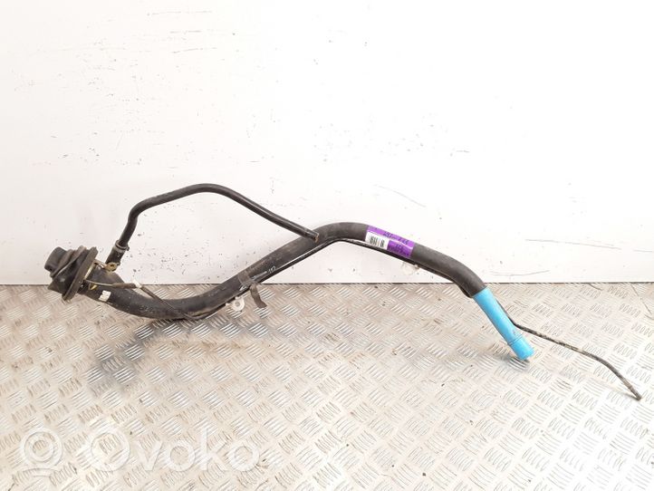 BMW X5 E53 Tuyau de remplissage de réservoir de carburant 1184855