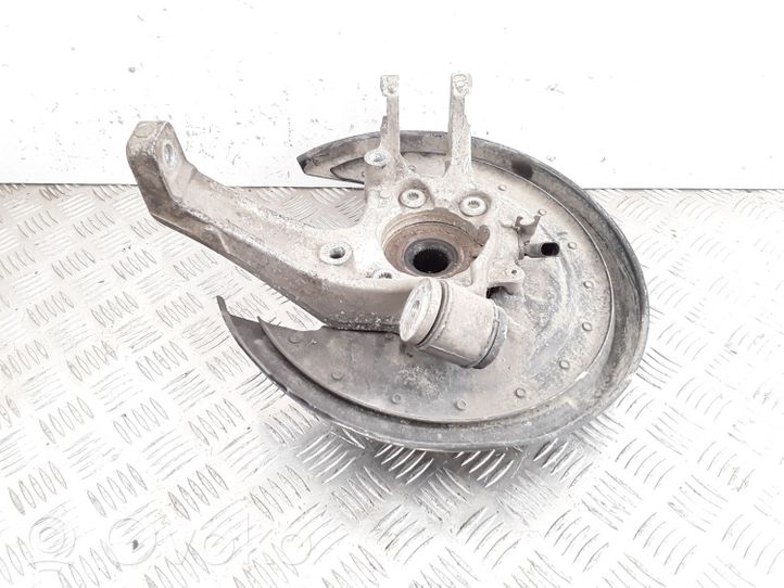 Volkswagen Phaeton Rear wheel hub spindle/knuckle 