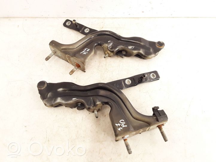 Alfa Romeo GT Engine bonnet/hood hinges 