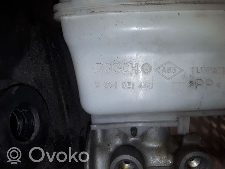 Renault Latitude (L70) Wspomaganie hamulca 472100021R