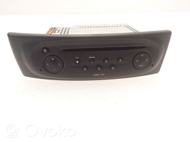 Renault Scenic RX Radio/CD/DVD/GPS head unit 8200130526