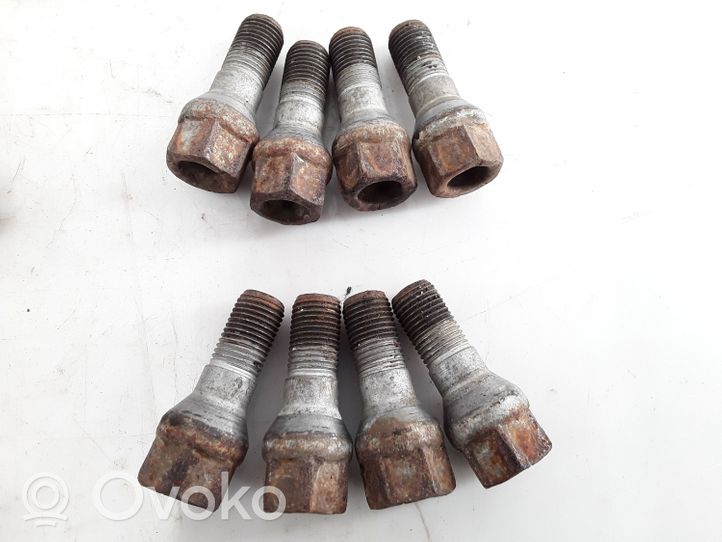 Citroen C5 Nuts/bolts 