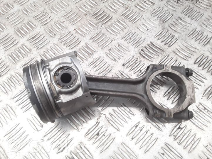 Alfa Romeo 166 Piston with connecting rod 42377F