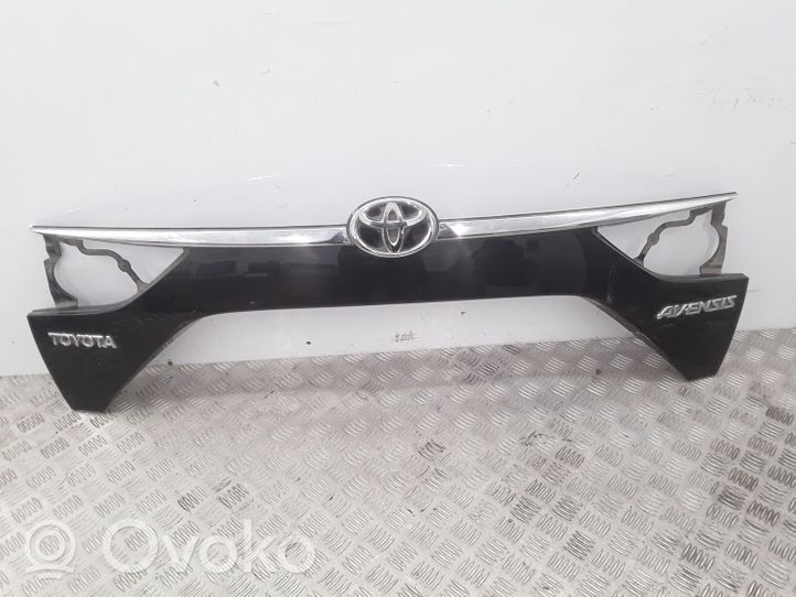 Toyota Avensis T270 Poszycia / Boczki bagażnika 7681105140