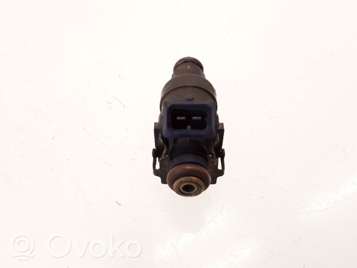 Renault Megane I Fuel injector 866313