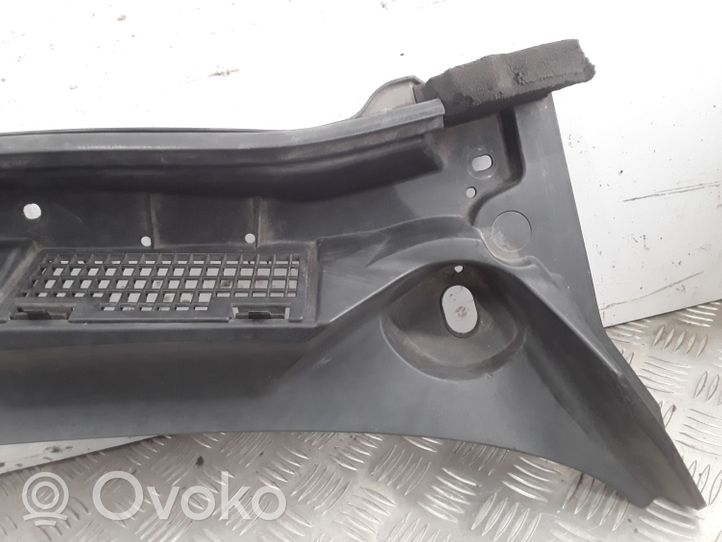 Nissan Qashqai Pyyhinkoneiston lista 66862JD00A