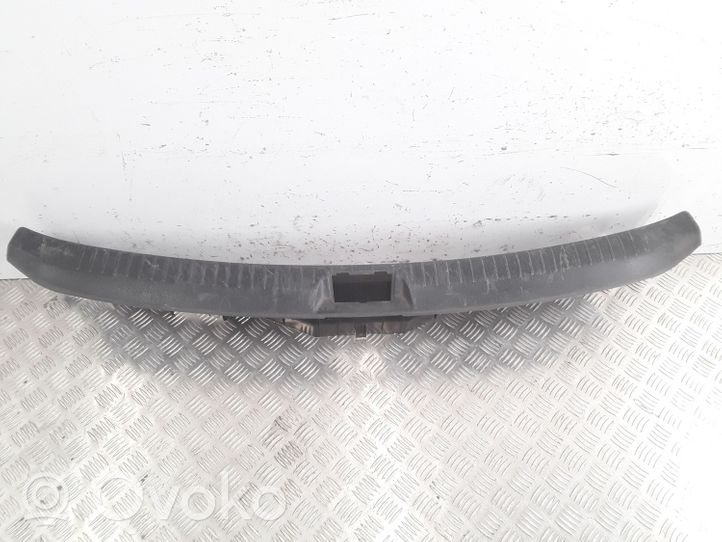 Nissan Qashqai Bagažinės slenksčio apdaila 84992JD000