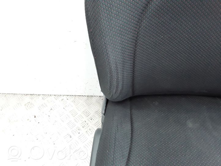 Daihatsu Sirion Siège conducteur avant 