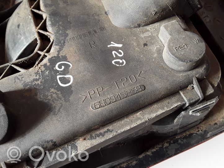 Volkswagen Lupo Rückleuchte Heckleuchte 6H0945258