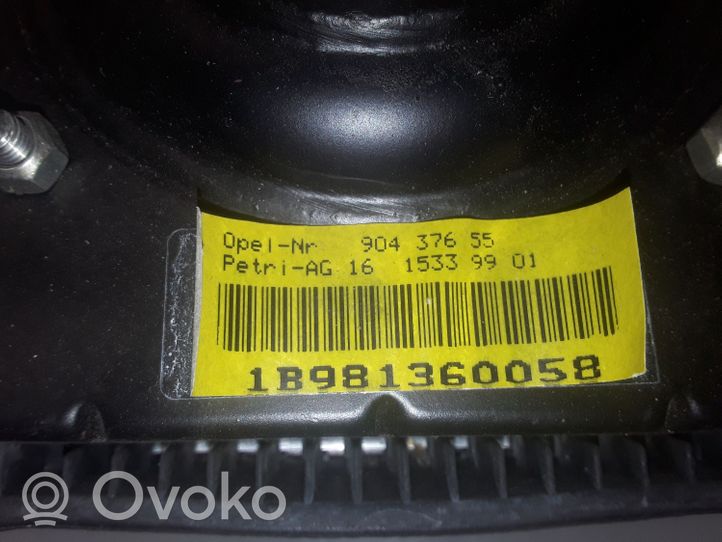 Opel Vectra B Poduszka powietrzna Airbag kierownicy 90437655