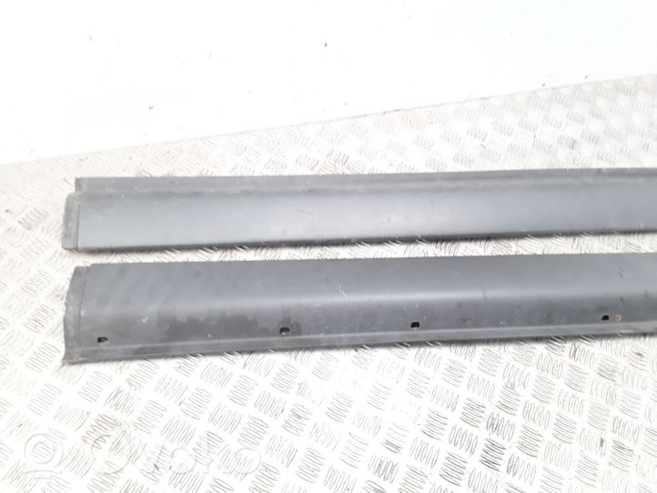 Ford Maverick Sill YL8478101A00AFW