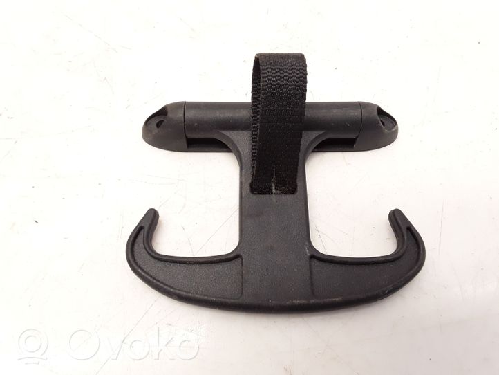 Audi A4 S4 B9 Tie down hook / loop 6Y5867615C