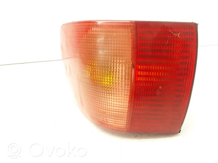 Audi 80 90 S2 B4 Lampa tylna 014411913RR