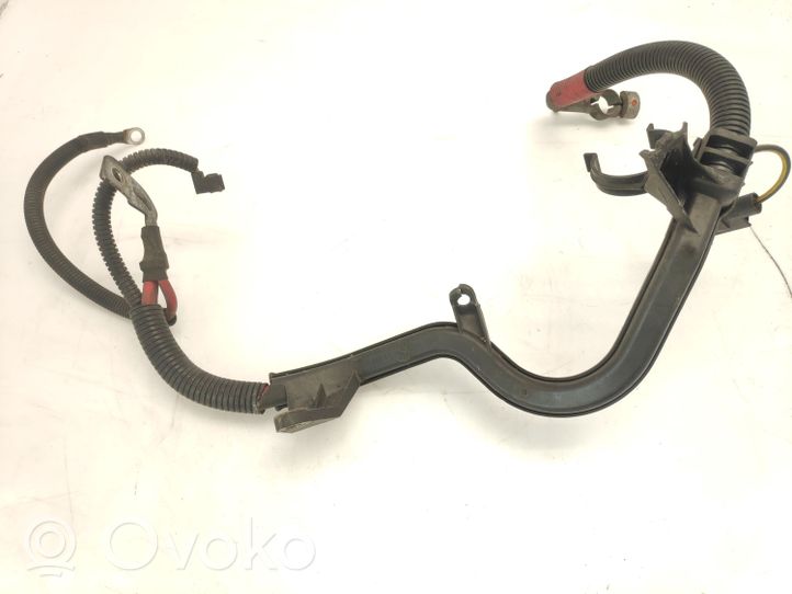 Volvo S40, V40 Câble de batterie positif 30890031