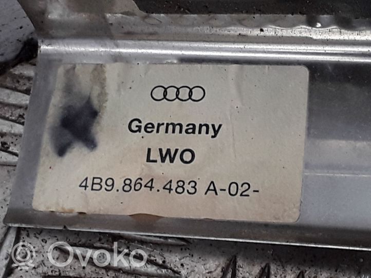 Audi A6 S6 C5 4B Tavaratilan kynnyksen suoja 4B9864483A