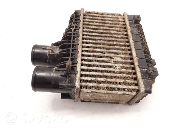 Toyota Corolla E120 E130 Chłodnica powietrza doładowującego / Intercooler 8730670