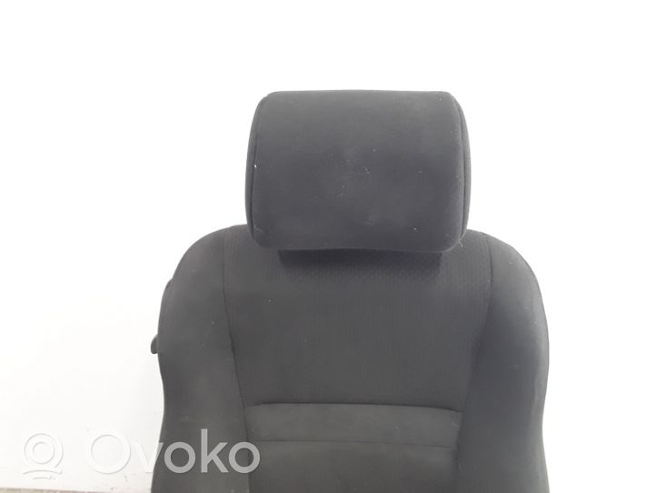 Toyota Corolla E120 E130 Fotel przedni pasażera 