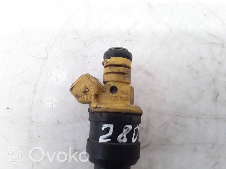 Alfa Romeo 155 Injecteur de carburant 0280150702