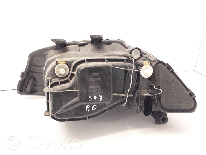 Seat Ibiza III (6L) Lampa przednia 6L1941006M