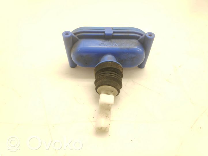 Volkswagen Golf II Stellmotor Zentralverriegelung 443862153B