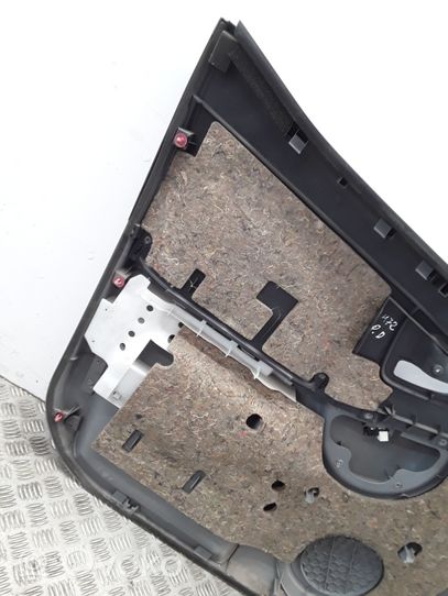 Toyota Yaris Verso Rivestimento del pannello della portiera anteriore D761115000