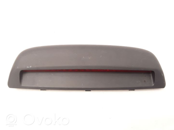 Hyundai Grandeur Third/center stoplight 927013L0