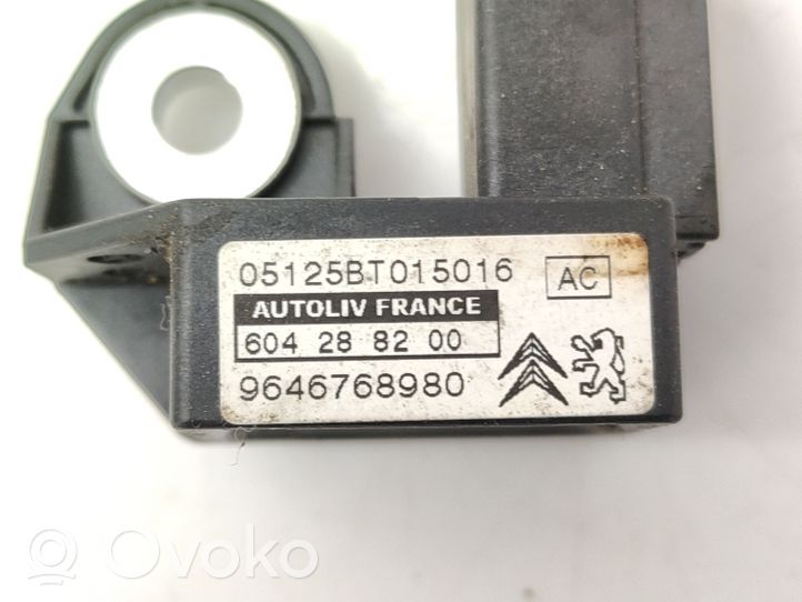 Citroen C4 I Capteur de collision / impact de déploiement d'airbag 9646768980