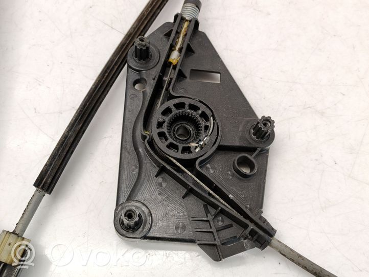 Volkswagen PASSAT CC Front window lifting mechanism without motor C07178100