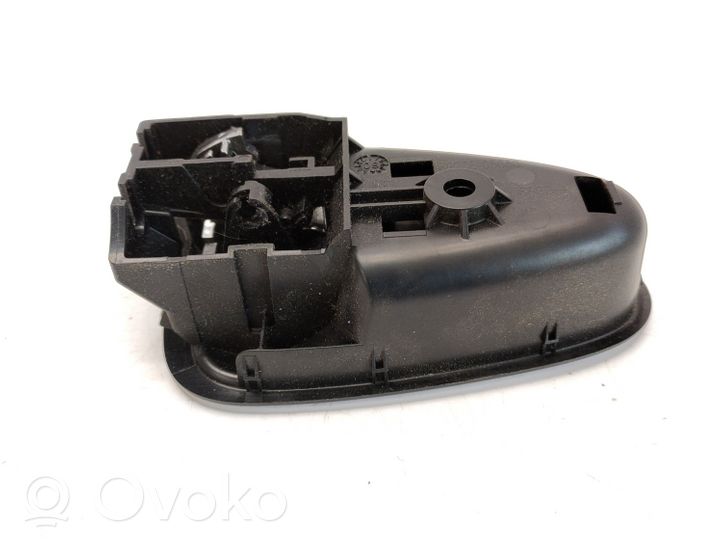 Toyota Avensis T270 Galinė atidarymo rankenėlė vidinė 6920605050