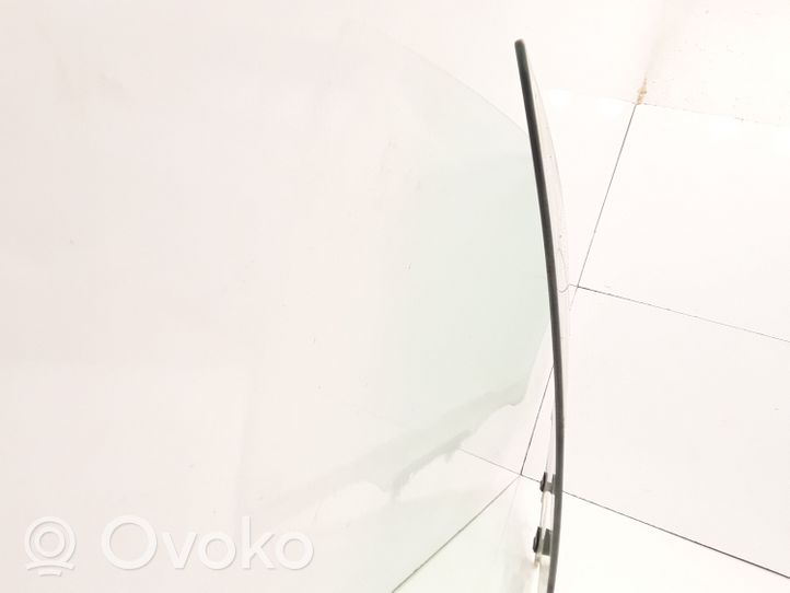 Toyota Avensis T220 Etuoven ikkunalasi, neliovinen malli 43R00050