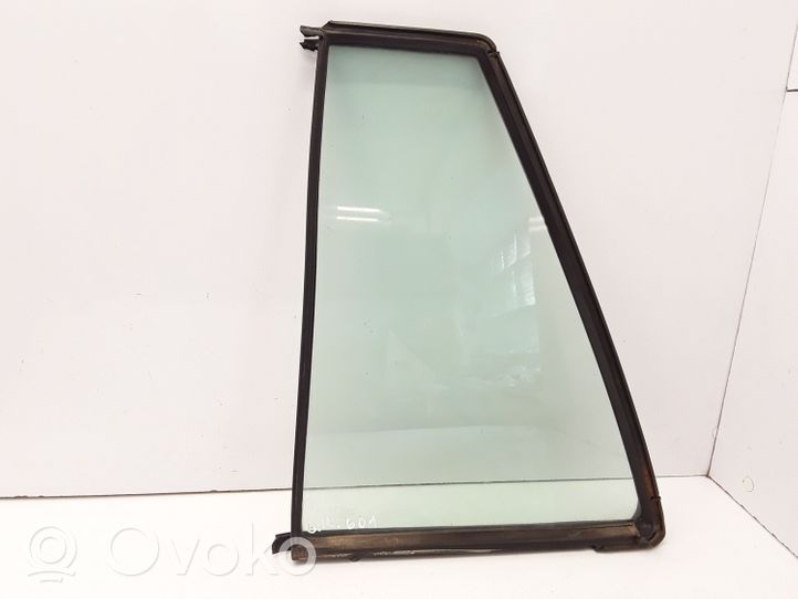 Mercedes-Benz E W124 Rear vent window glass 43R001190