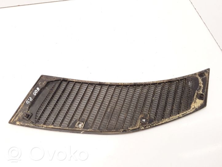 Mercedes-Benz W123 Grille de calandre avant 1238360265